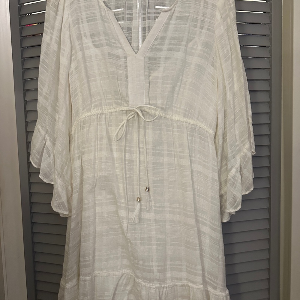 White House Black Market Elegant White Blouse